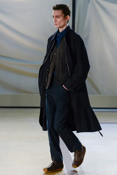 Look 36